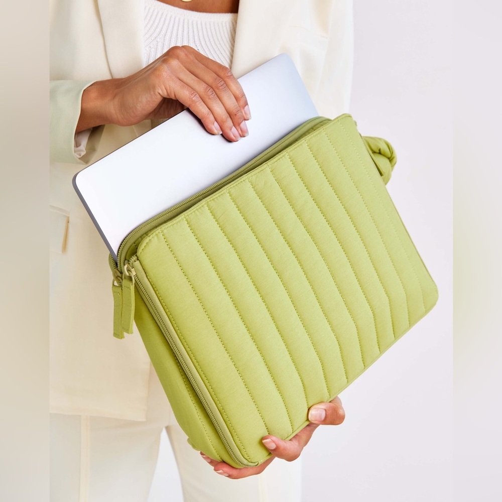 Beis Garden Party EUC diaper tablet clutch